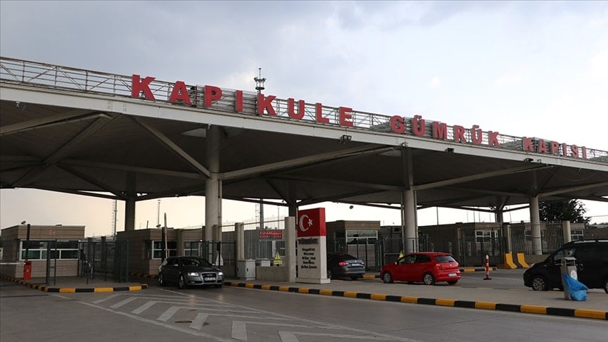 Tatil göçüne hazırlık: Sınır kapılarında yeni düzenleme
