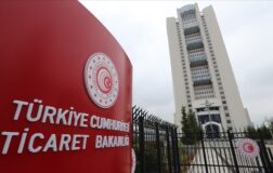 Ticaret Bakanlığı, 2 şirkete statü tanıdı.