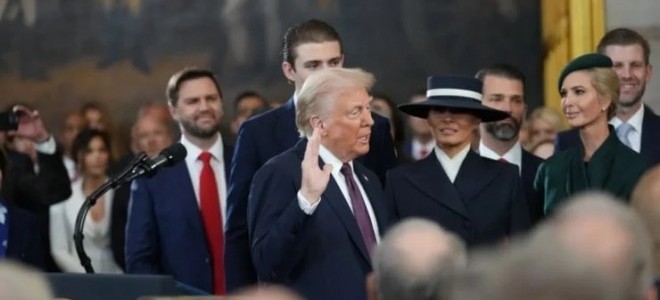 Trump, Kanada ile ticaret müzakerelerini durdurduklarını açıkladı.