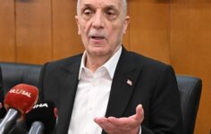 TÜRK-İŞ’ten kamu çalışanlarına zam duyurusu