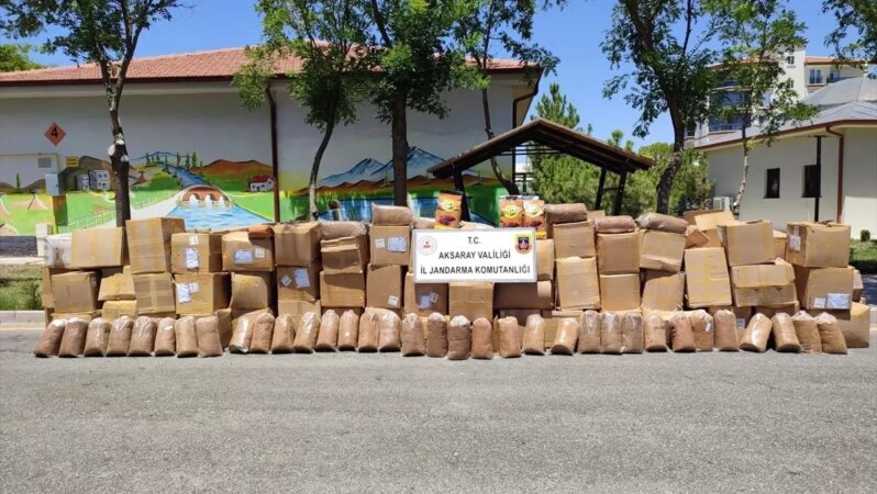 Aksaray’da 9 Ton Kaçak Tütün Yakalandı.