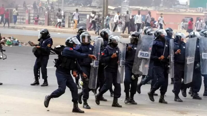 Angola’da akaryakıt zammı protestoları kanlı sona erdi: 4 ölü, 500 gözaltı