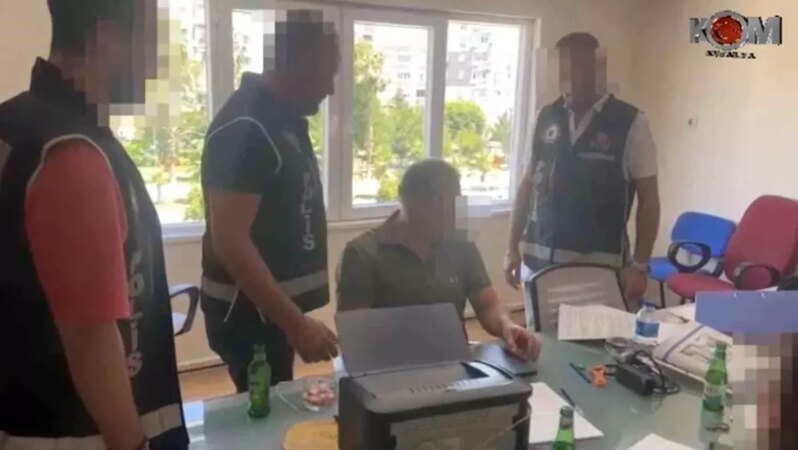Antalya’da Rüşvetle İlgili Operasyon: 3 Şüpheli Gözaltına Alındı
