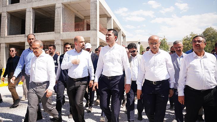Bakan Kurum’dan deprem bölgesindeki müteahhitlere 24 saatlik uyarı