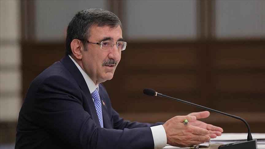 Cevdet Yılmaz: İşsizlik oranı hedefimizden daha iyi bir seyir izlemektedir