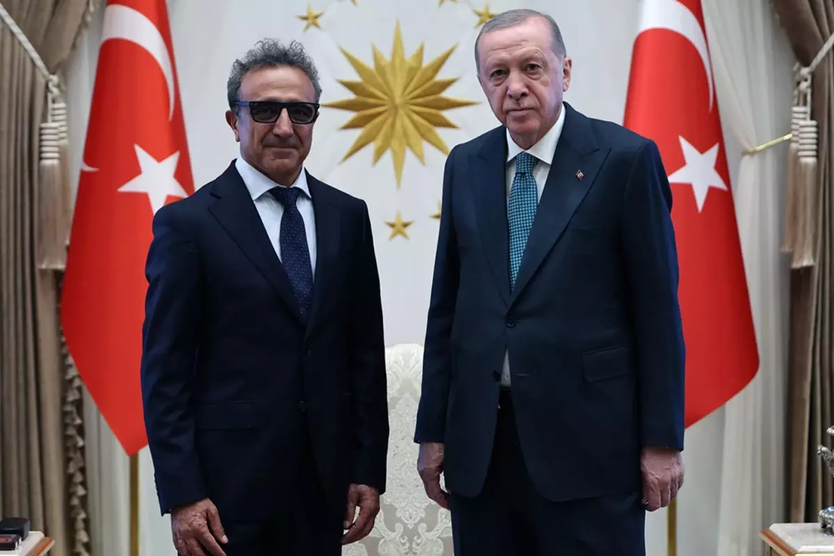 Cumhurbaşkanı Erdoğan, Hamdi Ulukaya ile bir araya geldi.