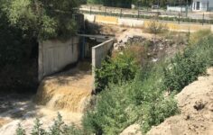 Denizli Büyükşehir’e çiftçinin sulama suyunu kirlettiği için 1.6 milyon TL ceza