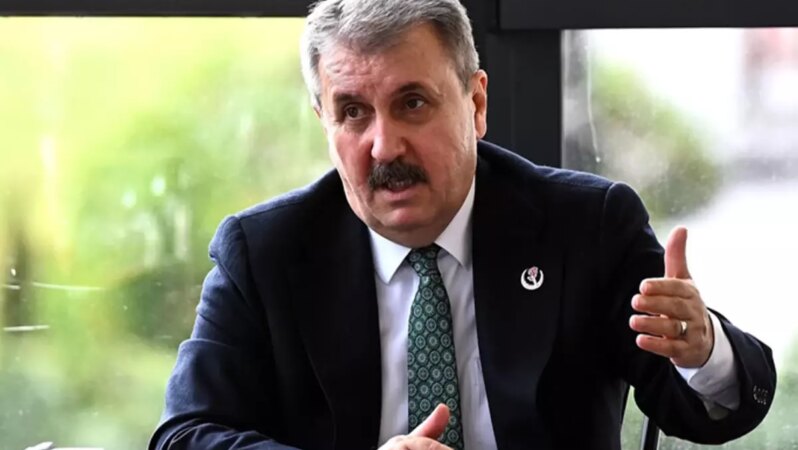 Destici: PKK’nın uzantılarıyla birlikte DEM Partisi de kendini kapatacak.