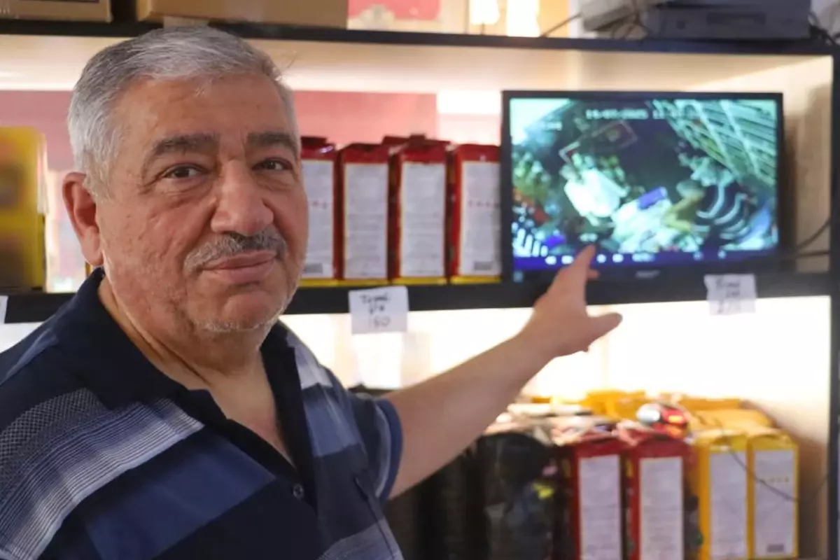 Dilencinin günlük kazancı, 30 yıllık esnafa ders verdi.