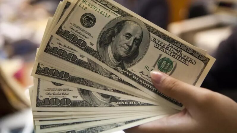 Dolar güne artışla başladı! Merkez Bankası faiz kararına odaklanıldı.