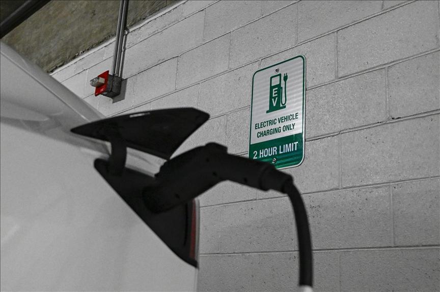 Dünyada yılın ilk yarısındaki elektrikli araç satışları 9,1 milyona ulaştı.