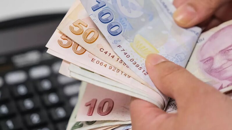 Emekliye Promosyon Yarışı Kızıştı: 27 Bin TL Veren Bankalar Bile Var!