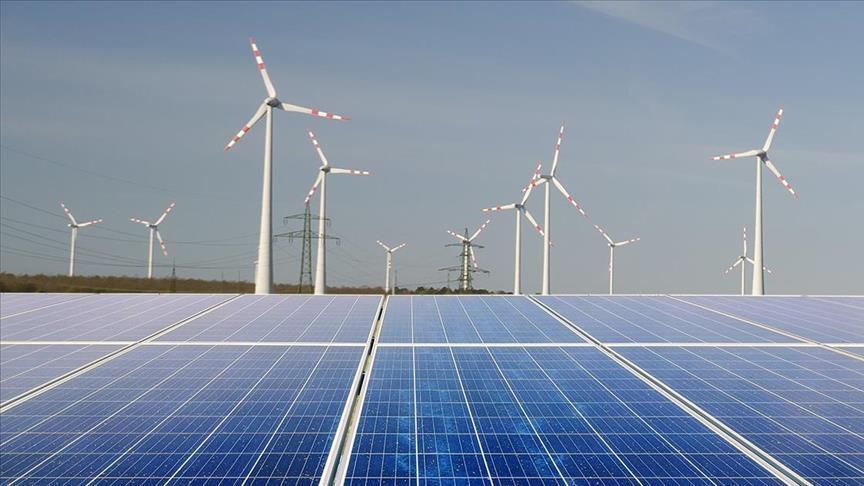 Enerjide yeni yasal düzenlemelerle yatırım süreçleri 1,5 yıl uzayacak