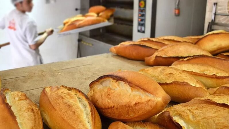 İstanbul’da ekmek fiyatları arttı.