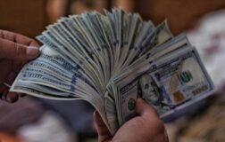 Küresel sistemde dolarsızlaşma hızlanıyor.
