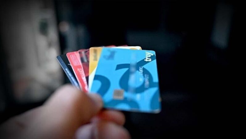Merkez Bankası’ndan yeni hamle! Kredi kartı faiz oranları düşürüldü.