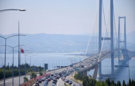 Osmangazi dokuz yılda üç köprü maliyetini karşıladı.
