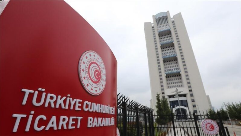Restoran ve kafelerdeki fiyat listeleri internetten karşılaştırılabilir.