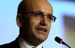 Şimşek: Makro istikrar ön planda, cari açık sınırlı kalacak
