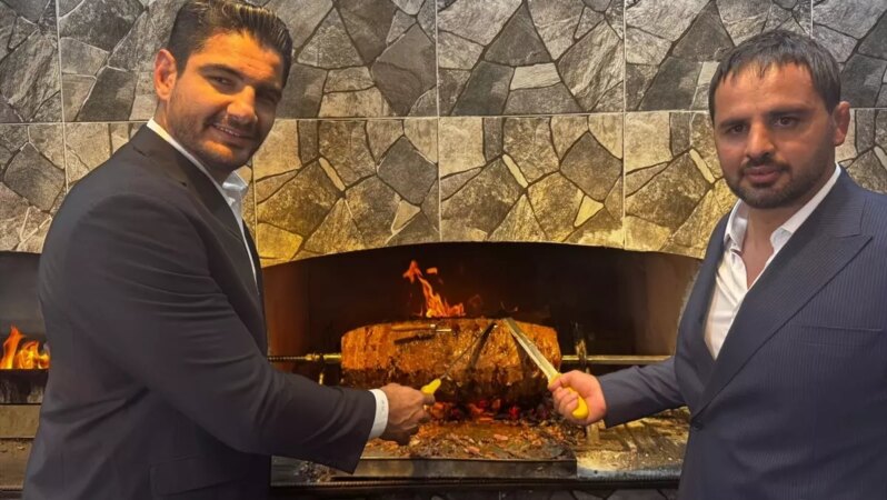 Spor Dünyasından Destek İbrahim Bölükbaşı’nın Restoran Açılışında