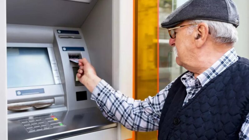 TBMM’de onaylandı! En düşük emekli maaşı 16 bin 881 lira oldu.