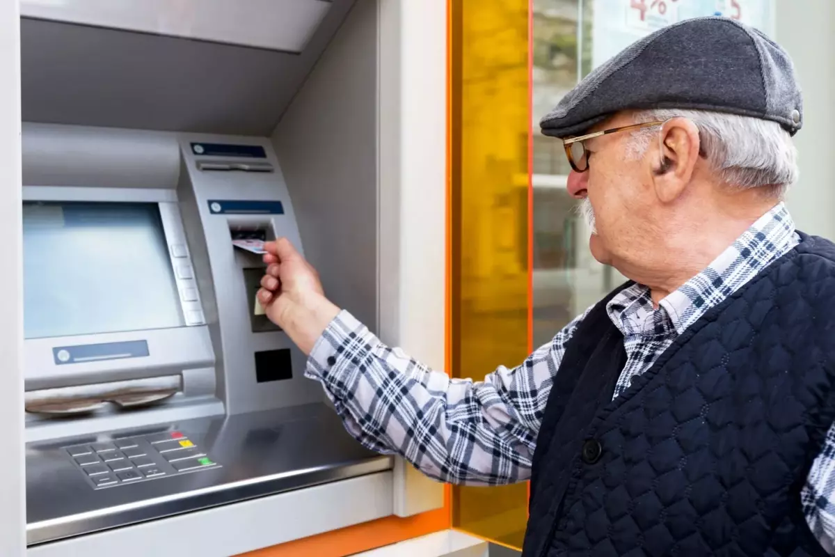 TBMM’de onaylandı! En düşük emekli maaşı 16 bin 881 lira oldu.