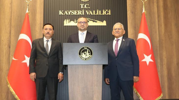 TCMB Başkanı Karahan, Kayseri’de temaslarda bulundu.