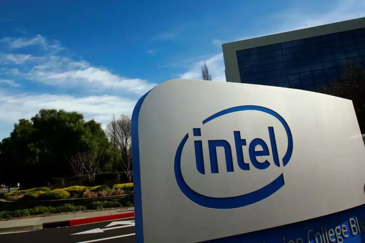 Teknoloji devi Intel, iş gücünü azaltma kararı aldı! Binlerce çalışan işten çıkarılacak.
