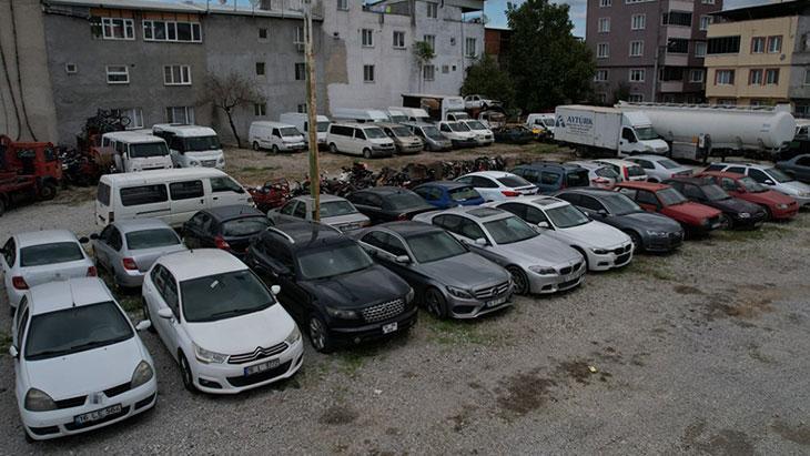 Trafikten men edilen araçlar için yeni düzenleme! 6 ay içinde alınmazsa devlet satışa çıkaracak.