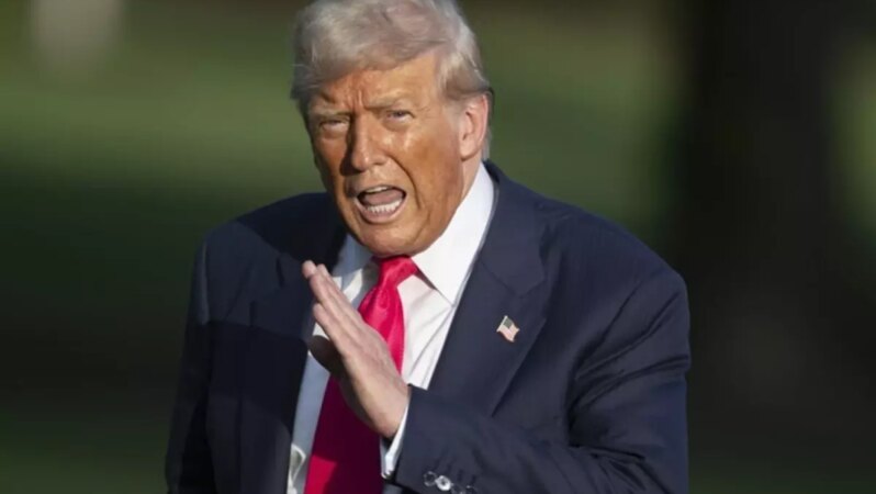 Trump’tan Fed Başkanı Powell’a sert eleştiriler: Çok aptal.