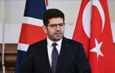 Türkiye, mevcut jeopolitik koşullarda yabancı yatırımcılar için olumlu ayrışıyor.