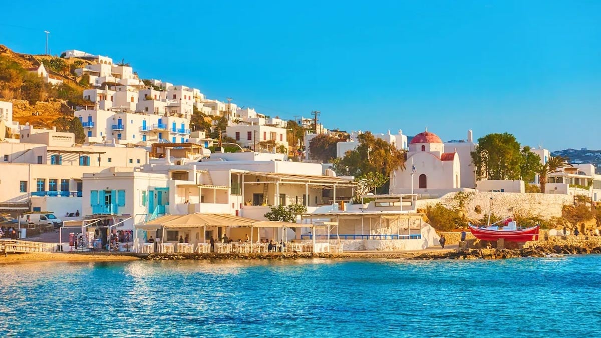 Türklerin tercih ettiği tatil adasına giriş ücreti kişi başı 942 lira oldu.