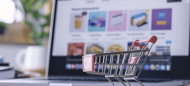Yapay Zeka ile E-Ticaret Ürünlerine Düzenleme