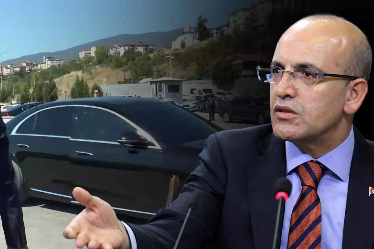 Bakan Şimşek fark etmesin! TOGG’u garaja park edip lüks araçla Anadolu turuna çıktı.