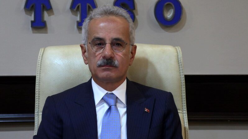 Bakan Uraloğlu: Türkiye’de denize inşa edilen 3. havalimanını tasarladık