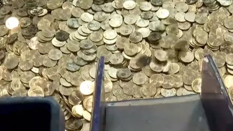 Cebinizde bir servet saklı olabilir! Görünüşte sıradan olan bu madeni para, binlerce Euro değerinde.