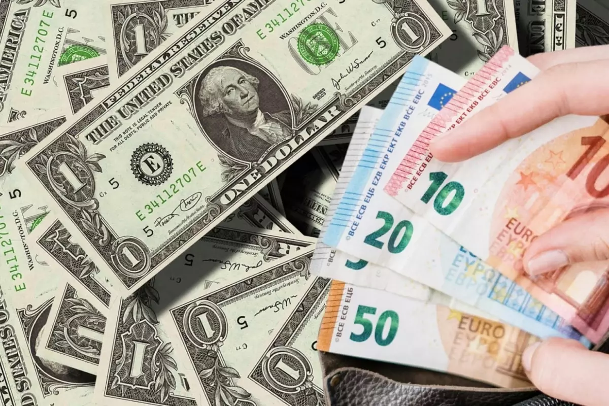 Döviz piyasasındaki dalgalanma: Dolar ve Euro’da artış devam ediyor