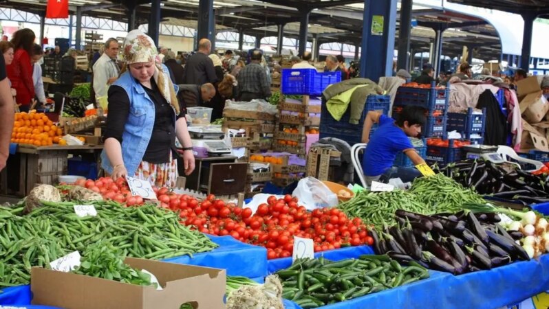 Gelir İdaresi: Semt pazarlarında cihaz kullanımı mecburi değil.