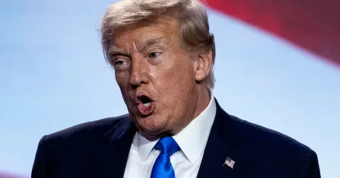Trump Topu Zelensky’e Attı ve Önemli Açıklamalar Yaptı