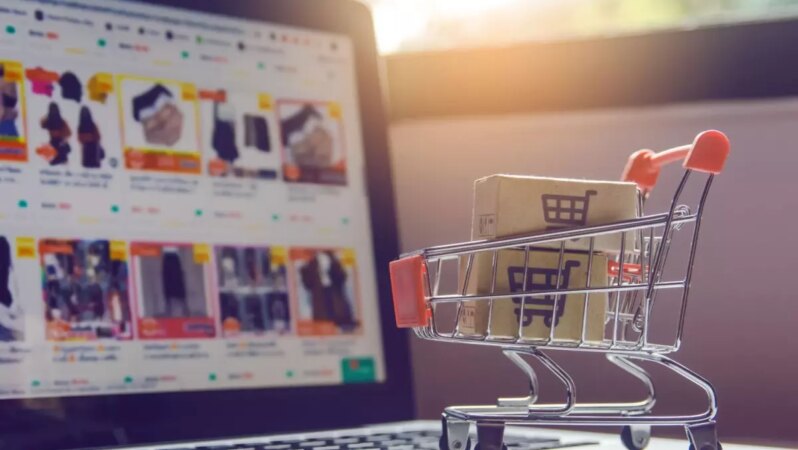 Popüler e-ticaret sitesi uyarıyor! Ayakkabılarında kanserojen madde bulundu.