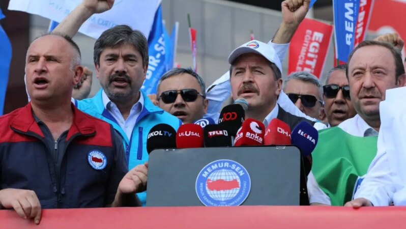 Sendikalardan yeni zam teklifine ilk tepki: Hakem Kurulu’ndan çekildik