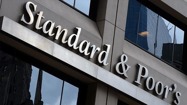 S&P, ABD’nin kredi notunu onayladı.