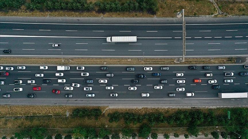 Trafiğe 257 bin 471 araç kaydedildi.