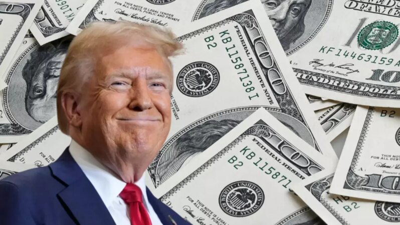 Trump’ın görev süresinde dolar endeksi ilk defa aylık bazda artış gösterdi.