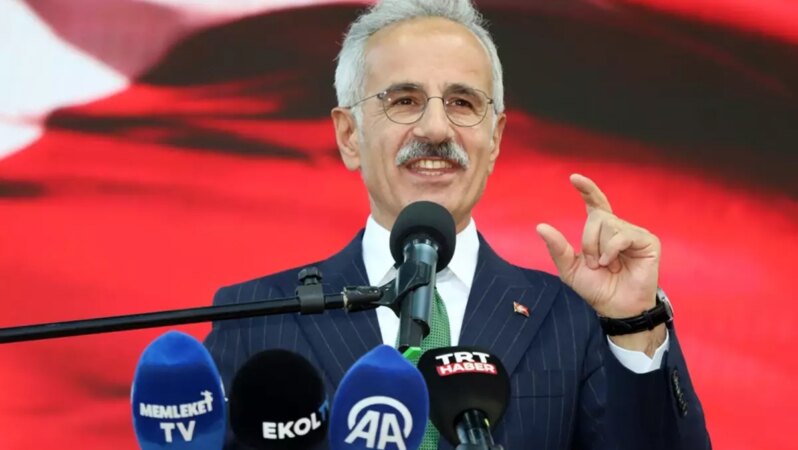 Türk Telekom ile anlaşmalar imzalandı! Sabit hizmetler imtiyazı 2050 yılına kadar uzatıldı.