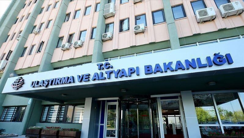 Ulaştırma ve Altyapı Bakanlığı: Otoyol ve köprülerde hasar tespit edilmemiştir