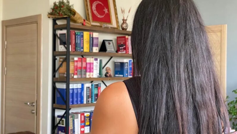 Uyurken cep telefonuna erişerek 628 bin TL dolandırdılar