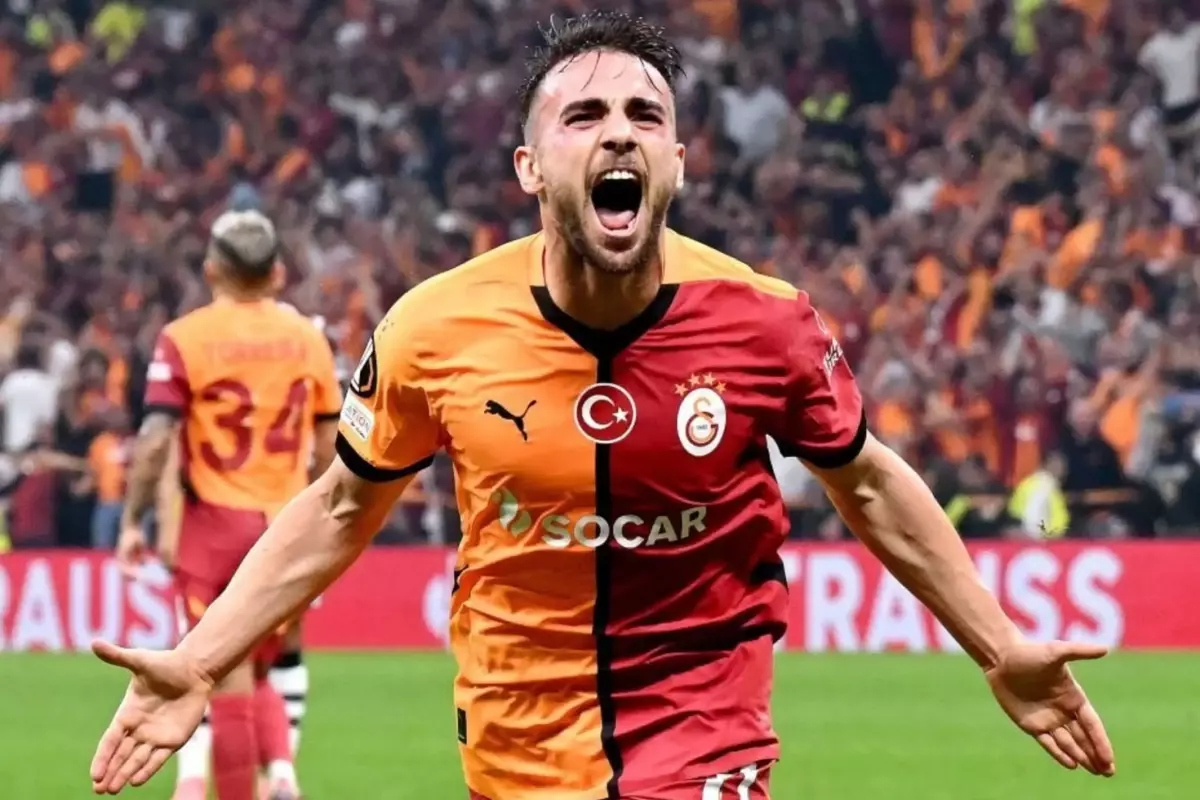 Yunus Akgün 4 yıllık anlaşmayı imzaladı