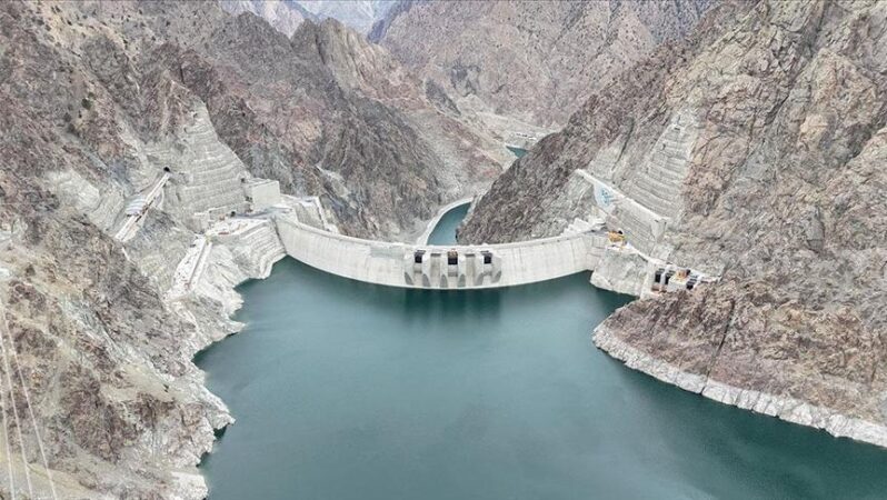Yusufeli HES, yılda 2,5 milyon kişinin elektrik ihtiyacını karşılıyor.