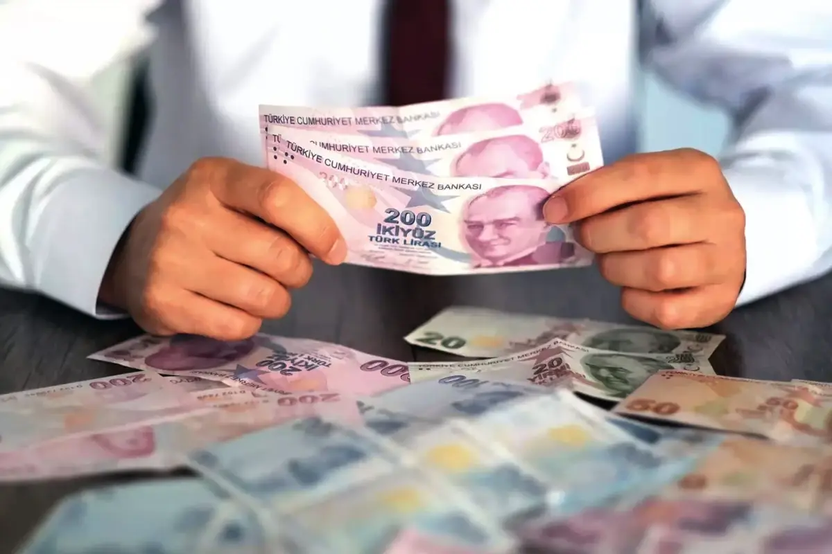 Zam pazarlığına dair dikkat çeken değerlendirme: Rakam bu düzeye ulaşırsa memurlar kabul edecek